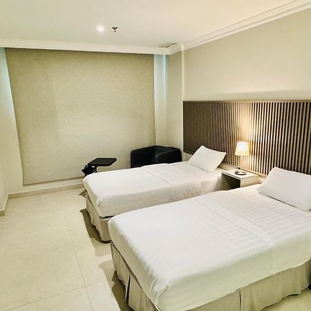 Times Square Suite Hotel Kuwait City Екстер'єр фото