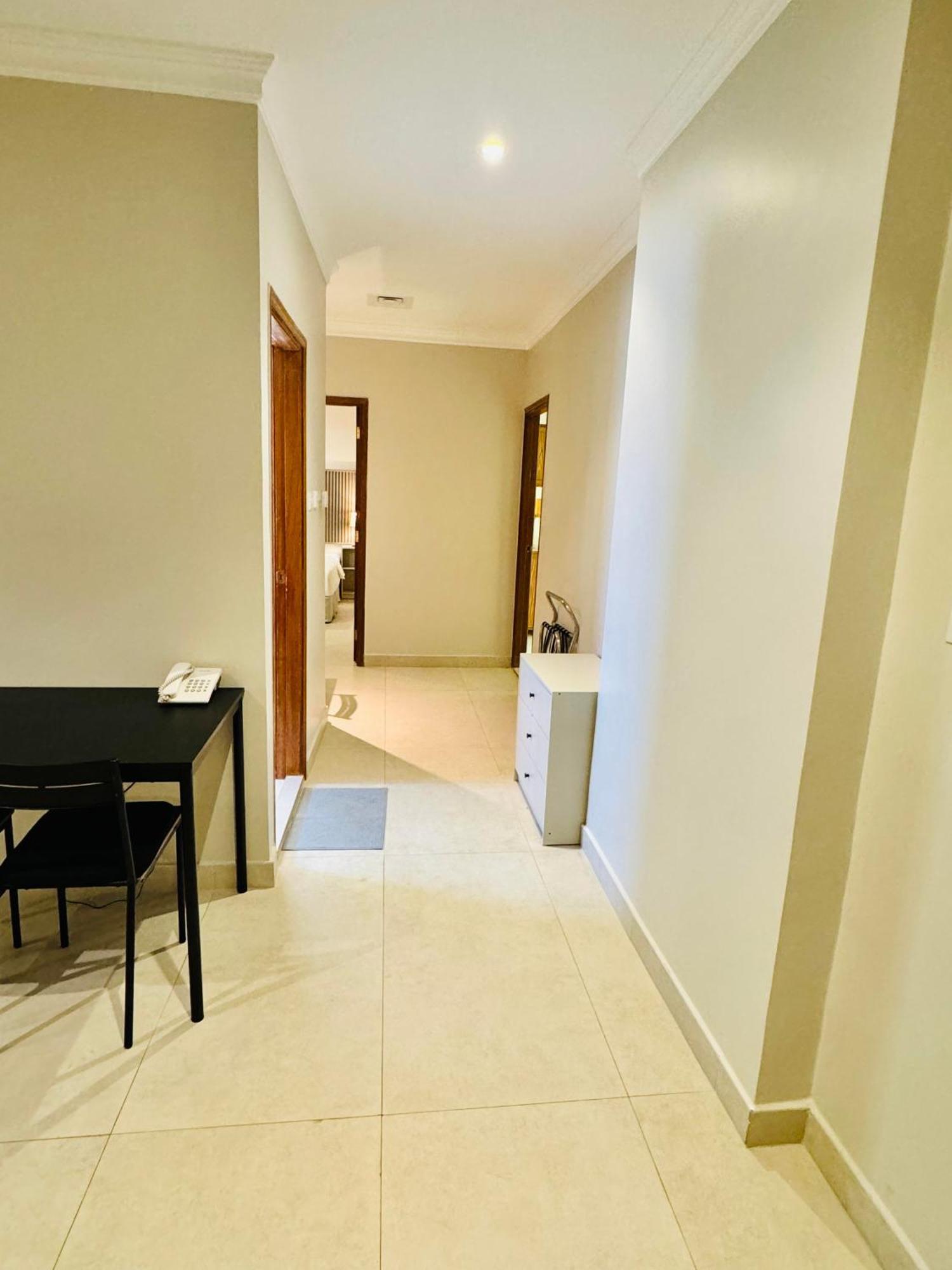Times Square Suite Hotel Kuwait City Екстер'єр фото