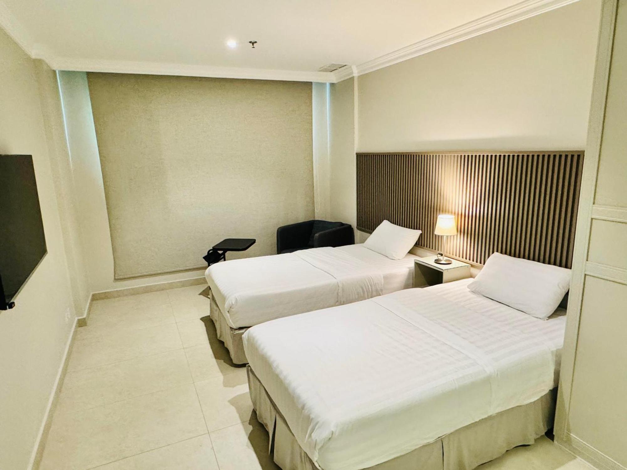 Times Square Suite Hotel Kuwait City Екстер'єр фото